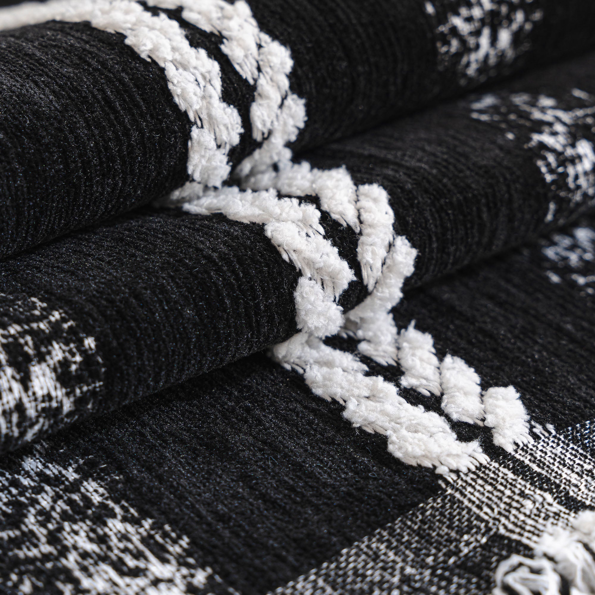 Textured Stripes Contemporary Soft Pet-Friendly Durable Sofa Cover – Machine Washable Minimalist Throw Couch Protection