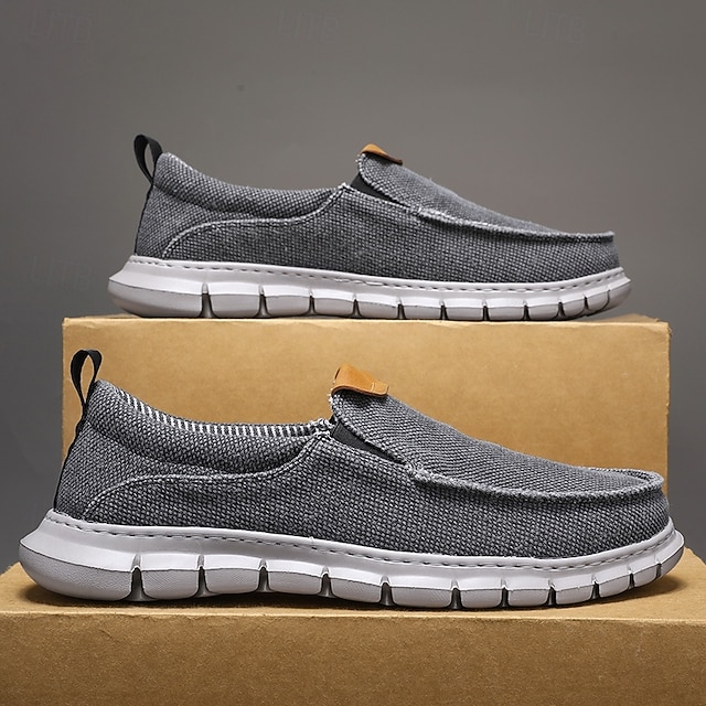 Men's Casual Slip-On Shoes – Comfortable Beige Canvas Loafers with Flexible Sole for Everyday Wear