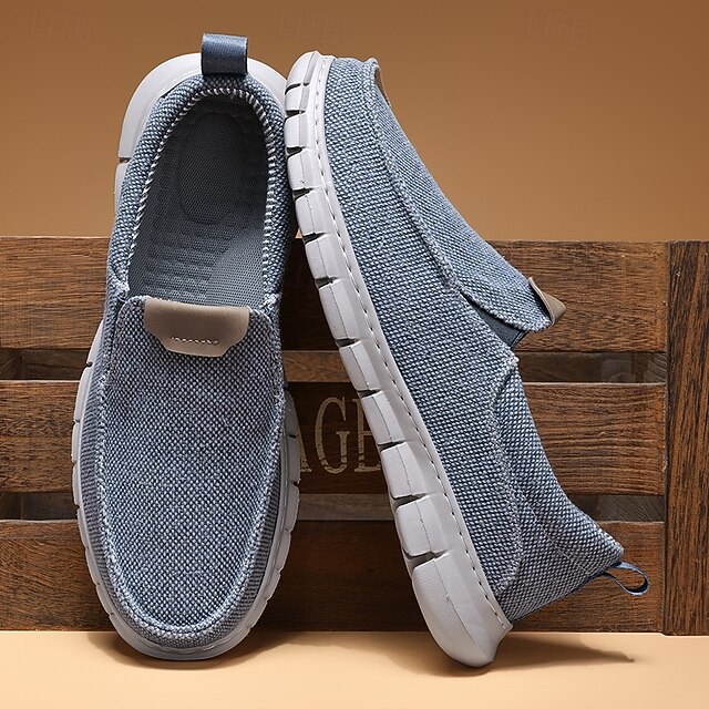 Men's Casual Slip-On Shoes – Comfortable Beige Canvas Loafers with Flexible Sole for Everyday Wear