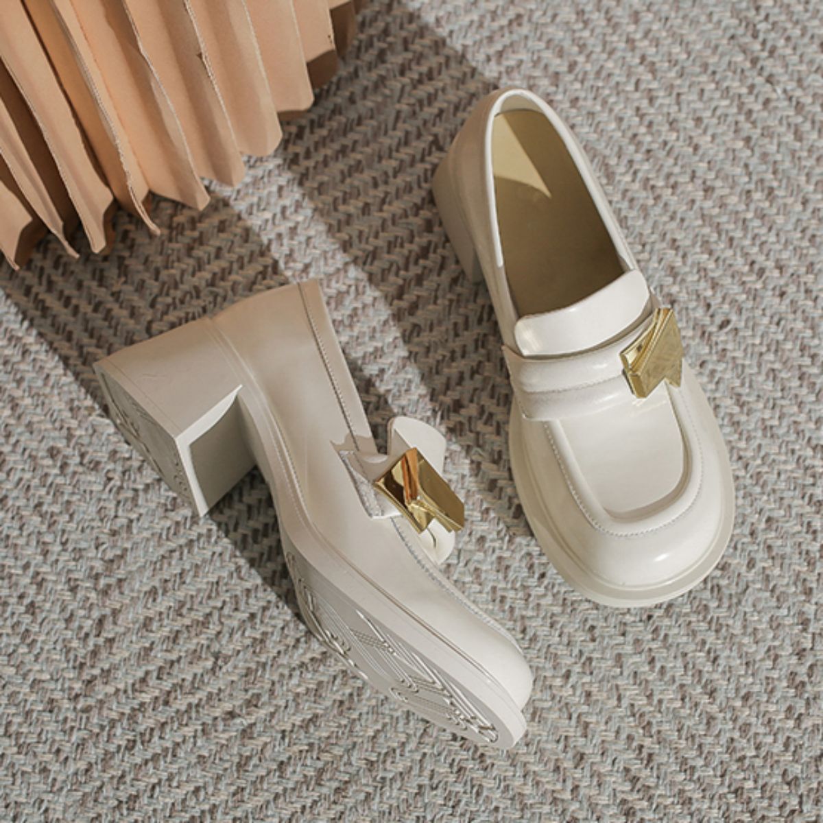 Vintage British Style White Mary Jane Loafers - Classic and Timeless