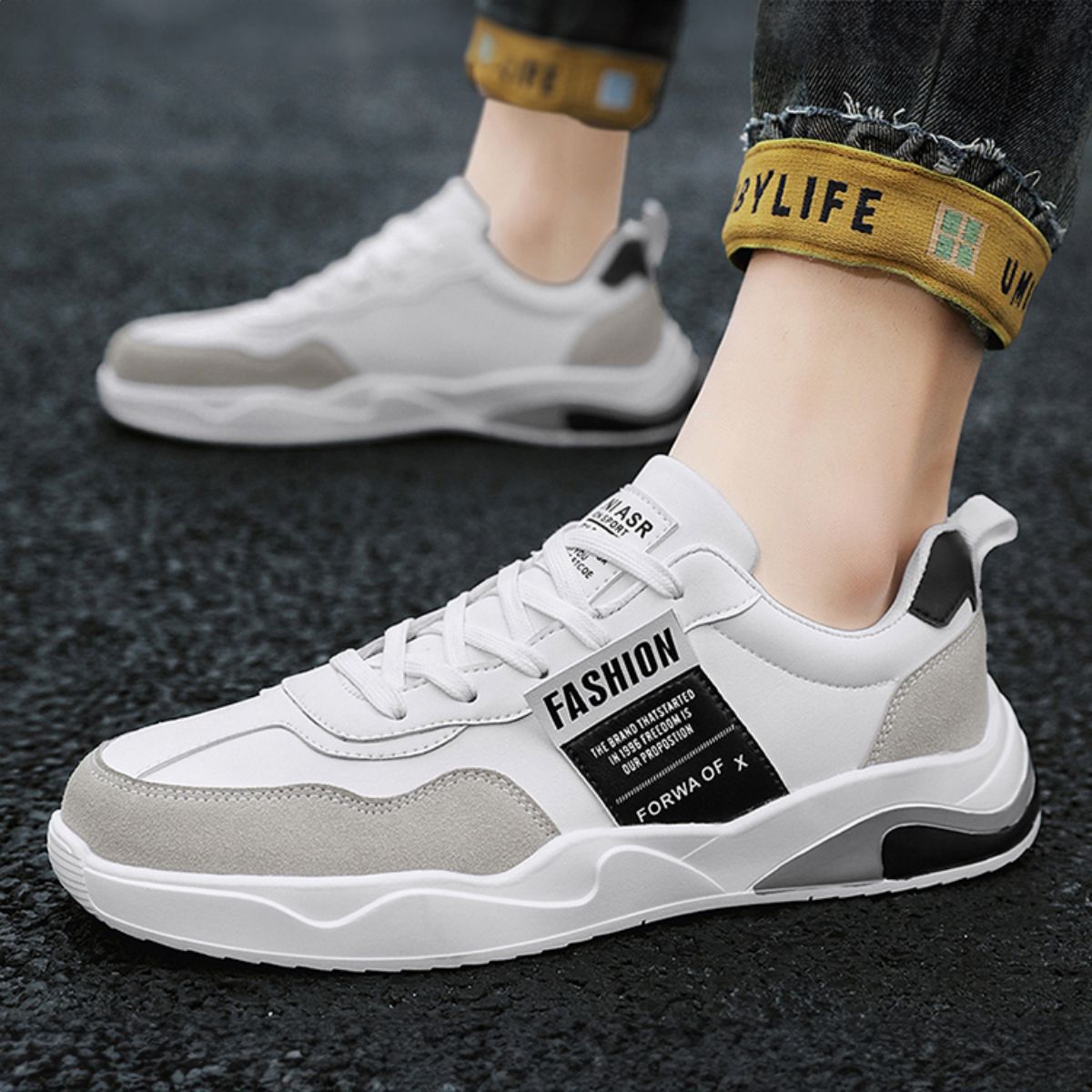 Versatile and Trendy White Sneakers - Casual Sporty Skate Shoes-black