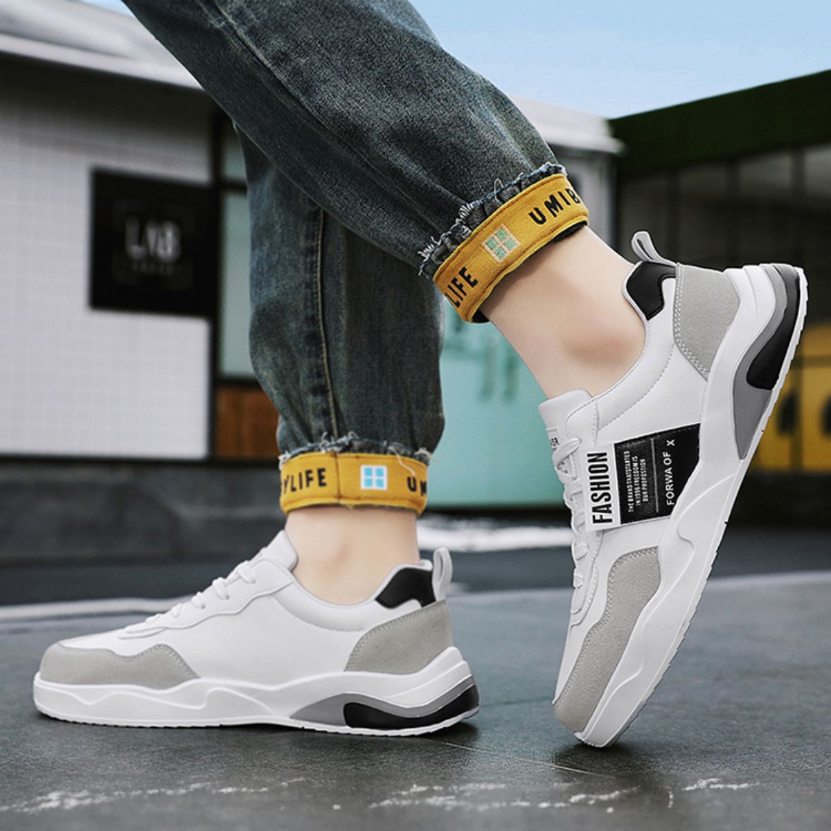 Versatile and Trendy White Sneakers - Casual Sporty Skate Shoes-black