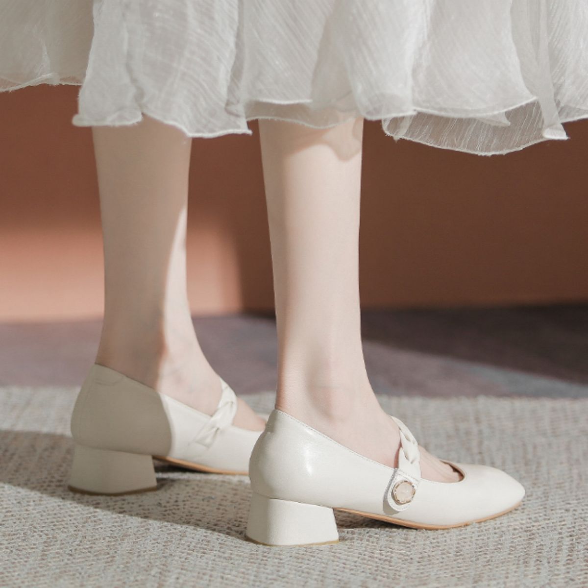  Gentle French Style Low Heel Leather Shoes - Elegant Mid-Heel Single Shoes