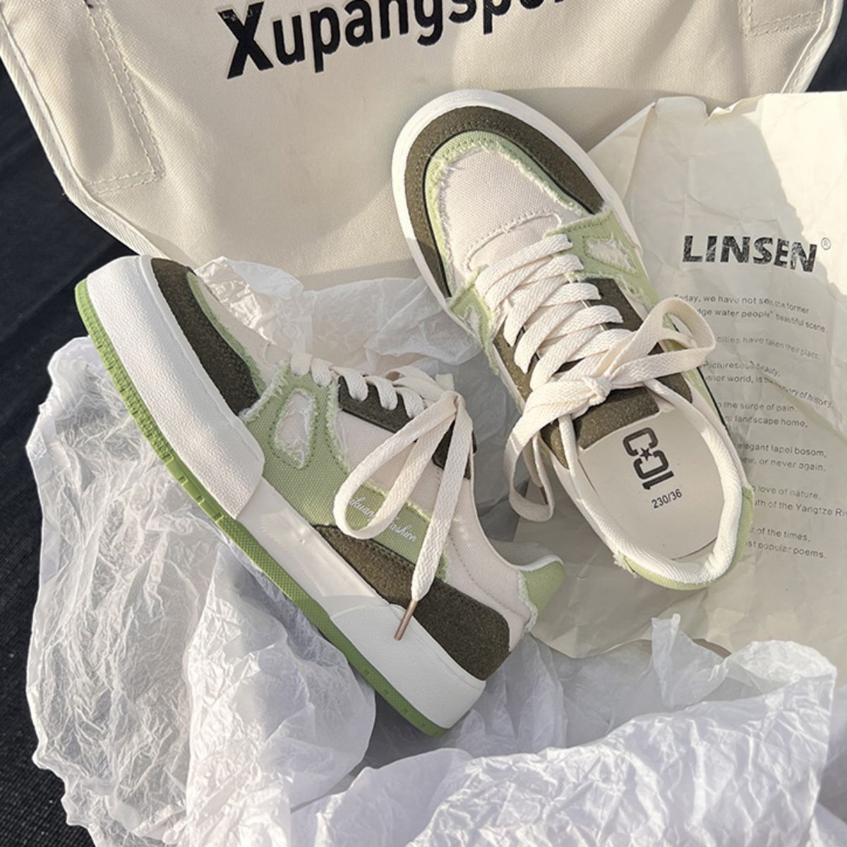 Canvas shoes, small white shoes, versatile casual sports board shoes