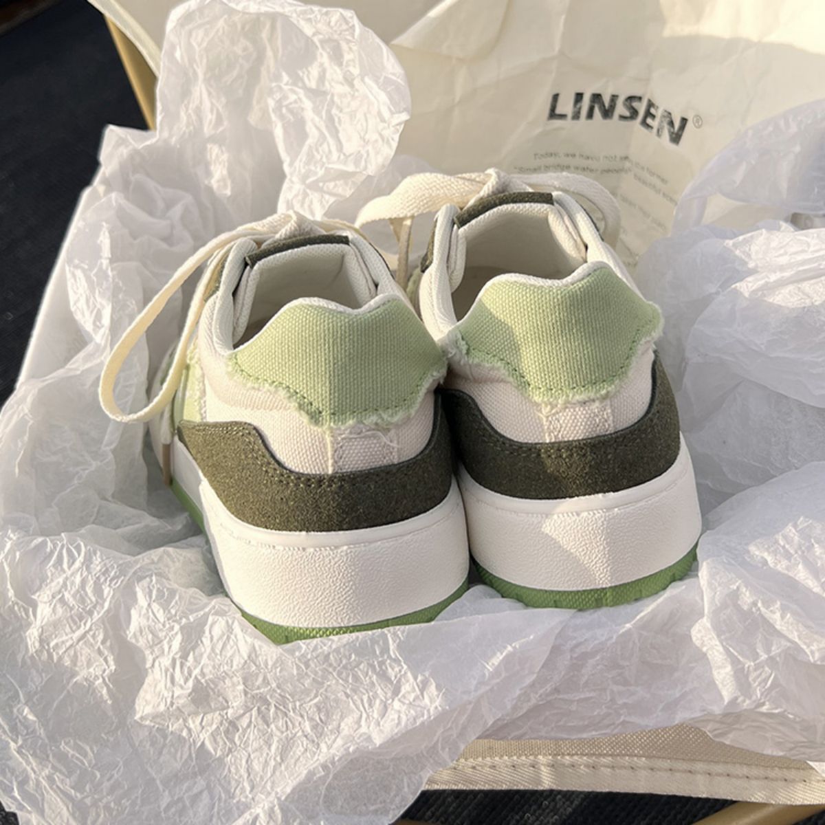 Canvas shoes, small white shoes, versatile casual sports board shoes