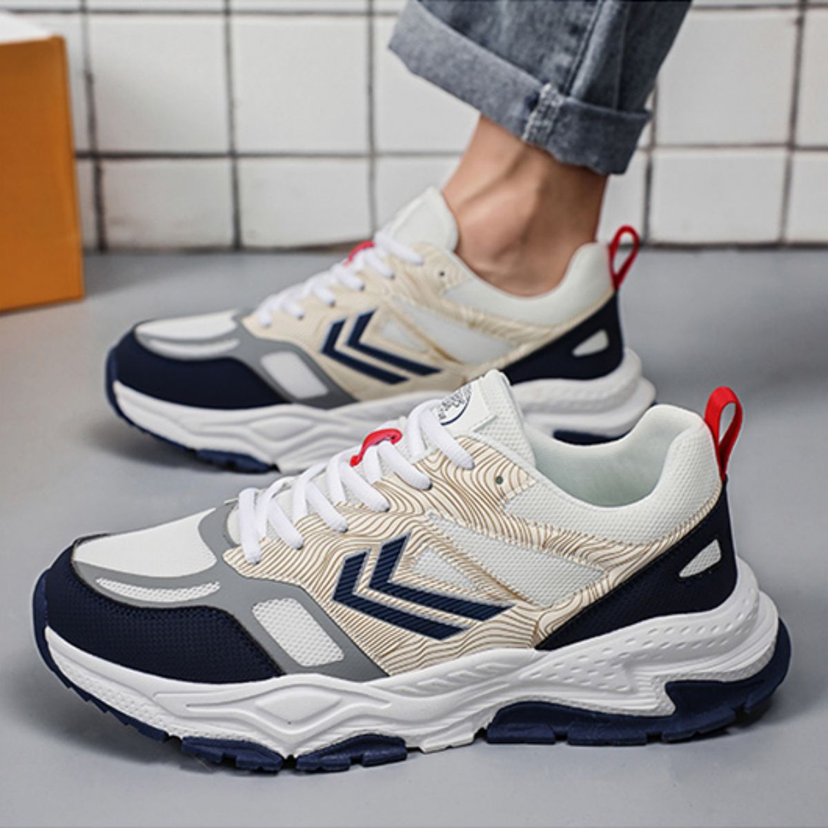 Versatile student casual running sports trendy brand mesh shoes