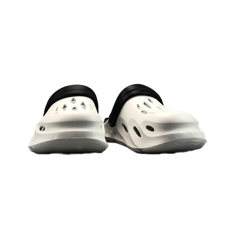 Men's Fashionable Breathable Beach Shoes with Odor-Free Design