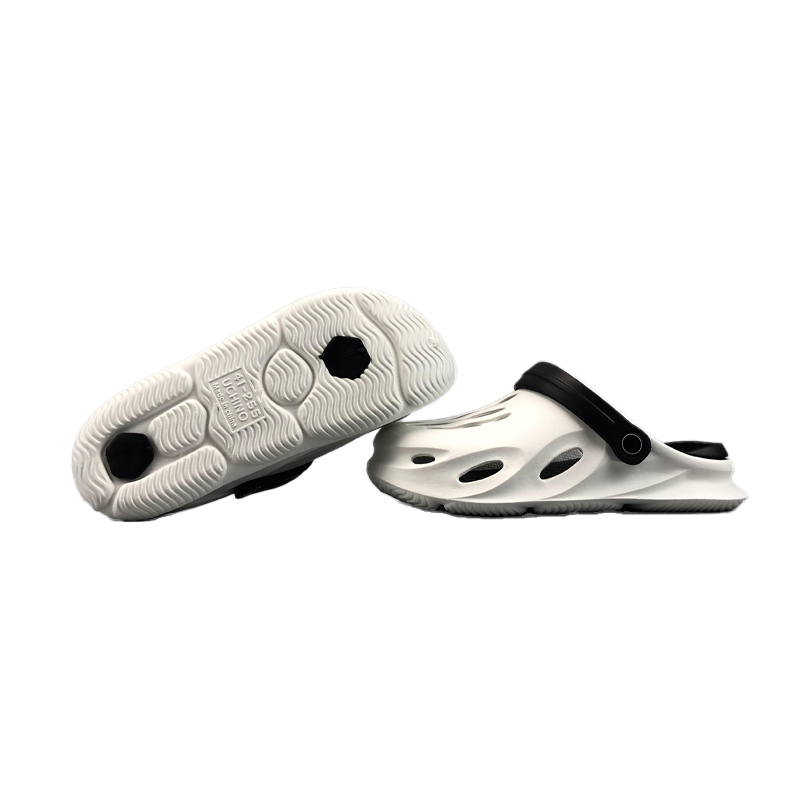 Men's Fashionable Breathable Beach Shoes with Odor-Free Design