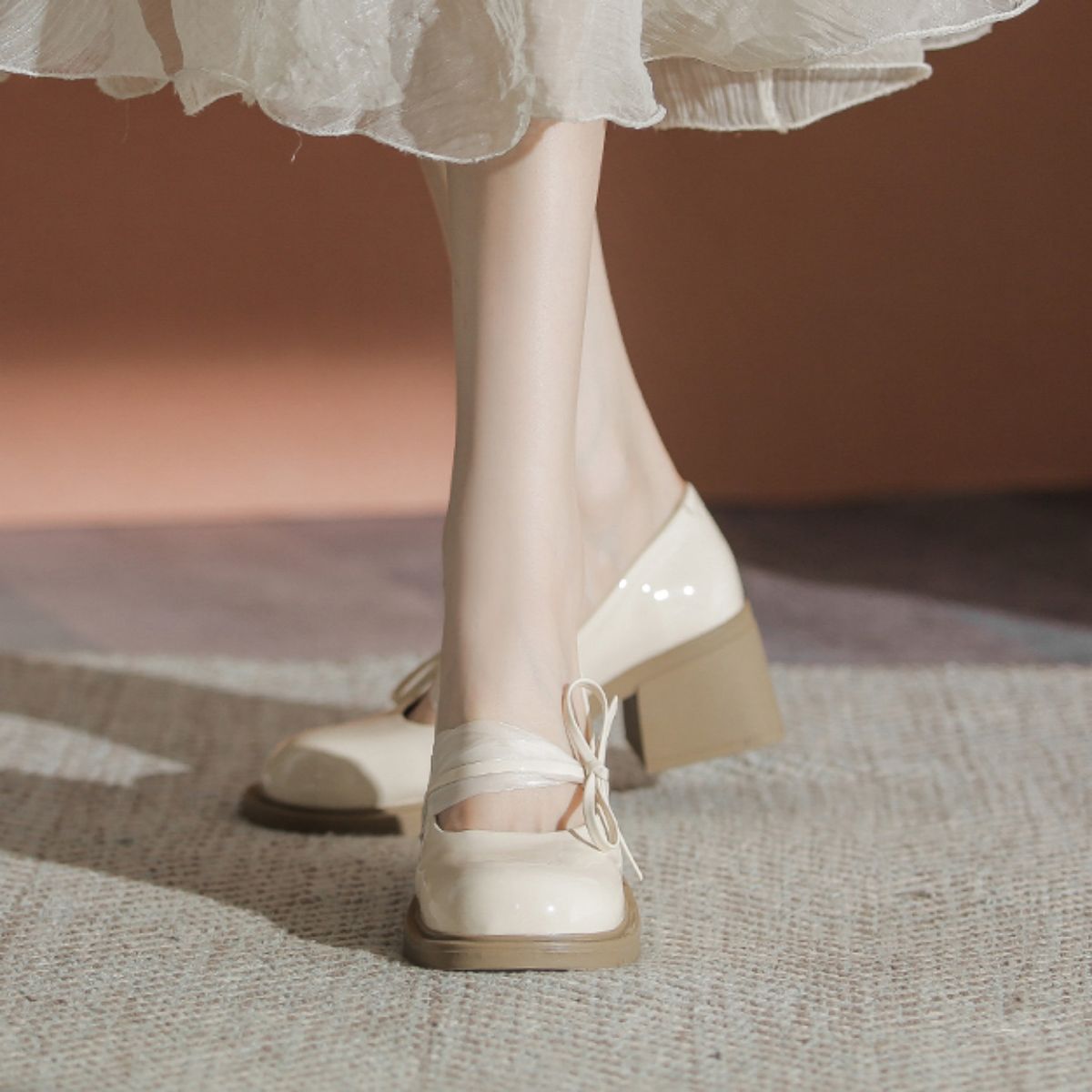 Genuine Leather Bow French Vintage Small Leather Shoes-white