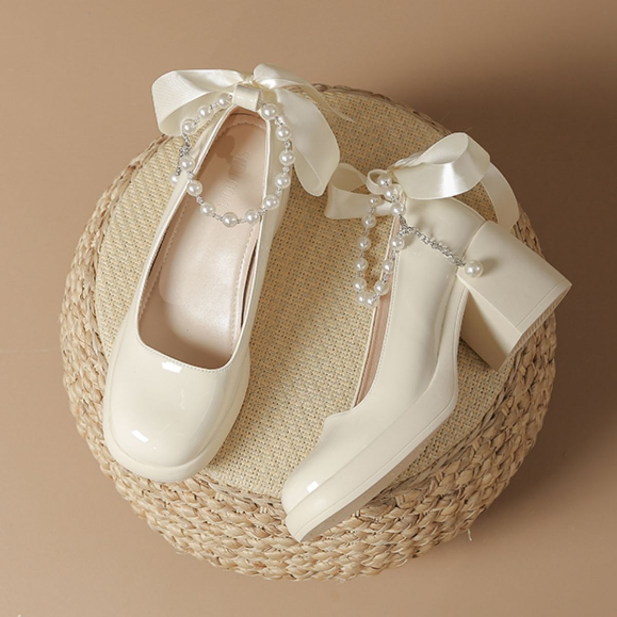 Genuine Leather Thick Sole Ethereal Bow Chain Pearl High Heels-white
