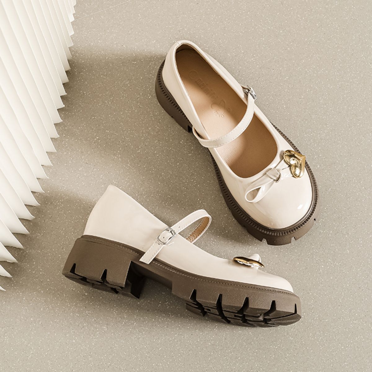 Genuine Leather Retro Thick-Soled Women's Shoes with Height Increase - Small Leather Shoes