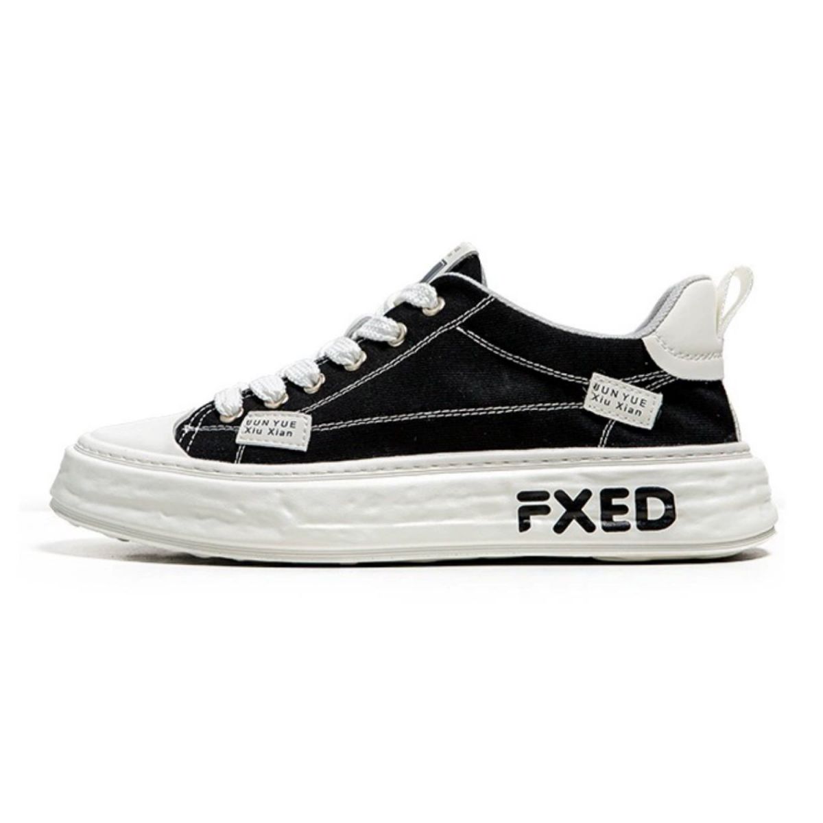 Sporty and Casual Flat Canvas Sneakers - Perfect for Sports and Leisure