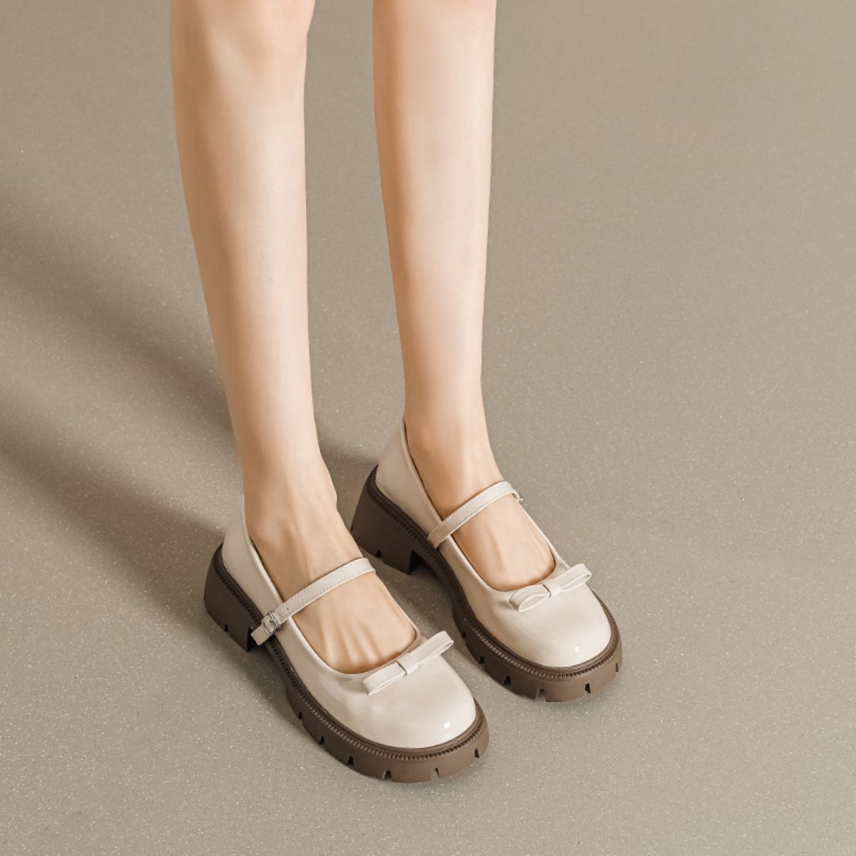 Genuine Leather Retro Thick-Soled Women's Shoes with Increased Height and Chunky Heels - Small Leather Shoes with Ankle Strap