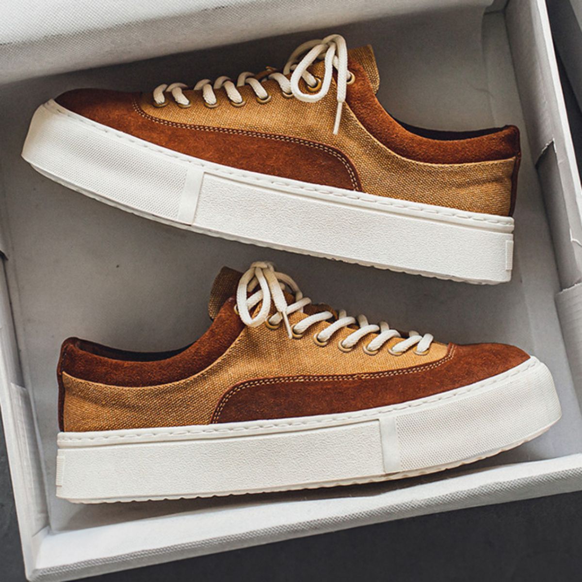 Retro trendy low cut canvas shoes, thick soled casual board shoes