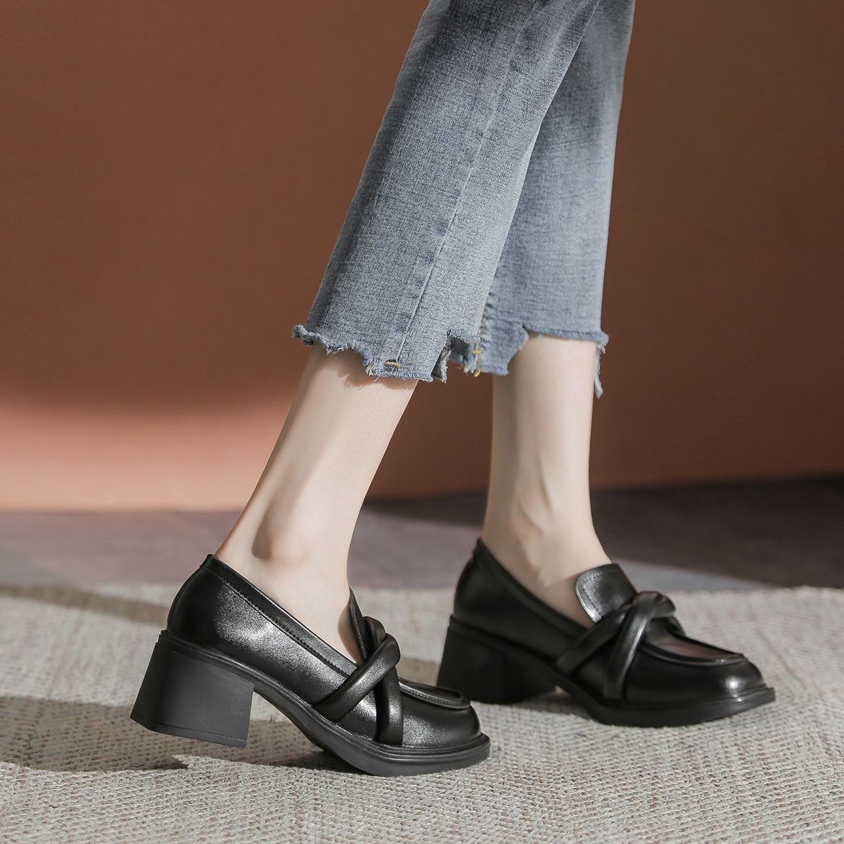 Elegant Genuine Leather Small Heeled Shoes with Mid-High Chunky Heels - Small Leather Shoes with Sophisticated Charm-black