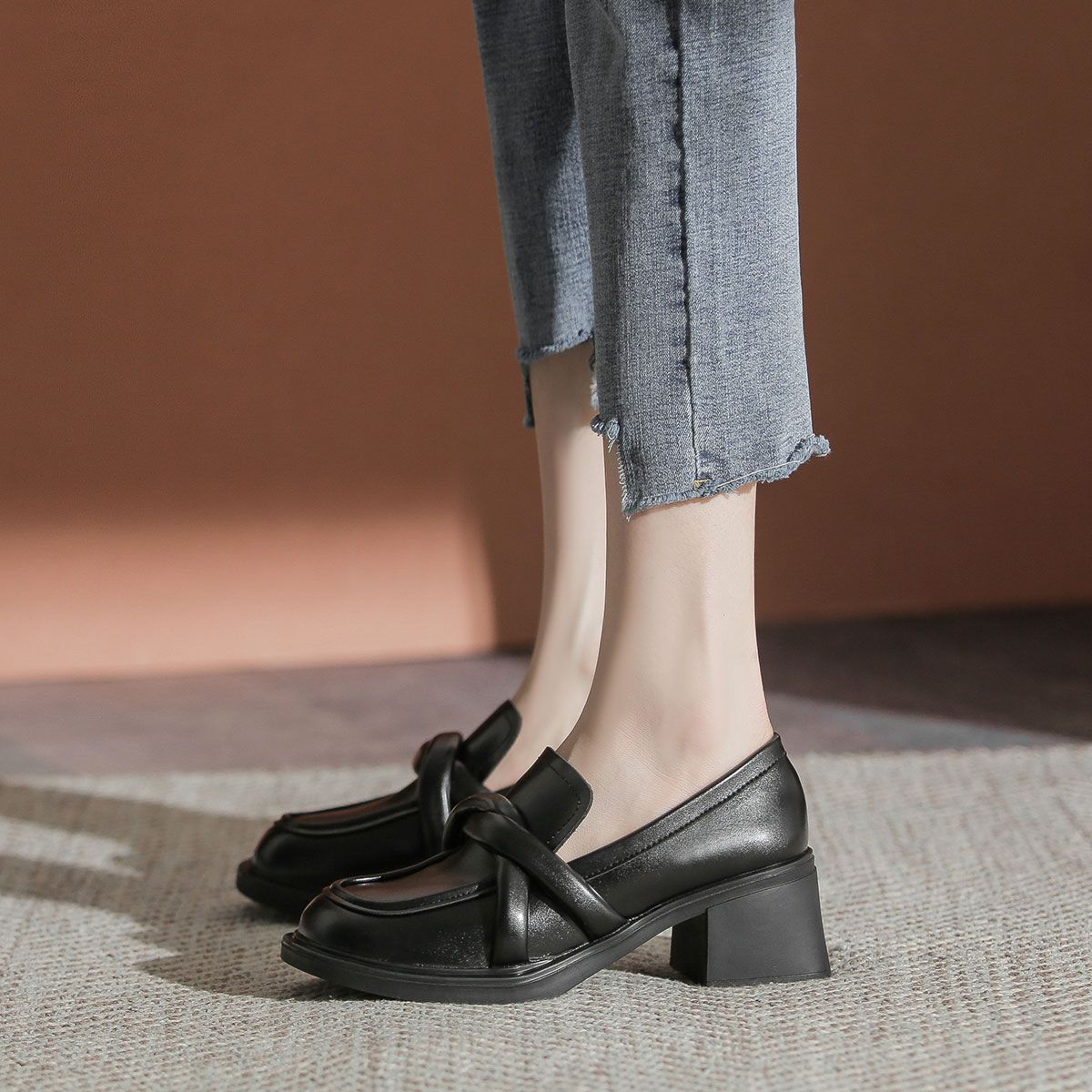 Elegant Genuine Leather Small Heeled Shoes with Mid-High Chunky Heels - Small Leather Shoes with Sophisticated Charm-black