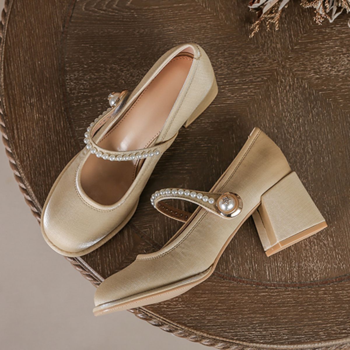French-inspired Gentle Shallow Mouth Mid-High Heeled Shoes for Women