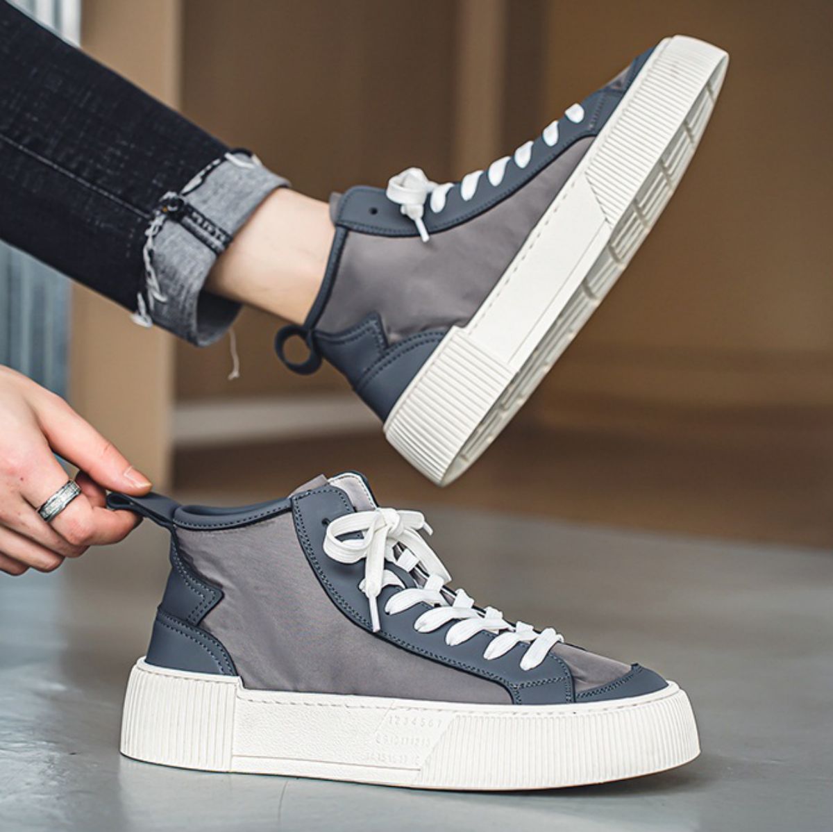High-Top Breathable Canvas Sneakers - Versatile and Casual with Thick Soles-Grey
