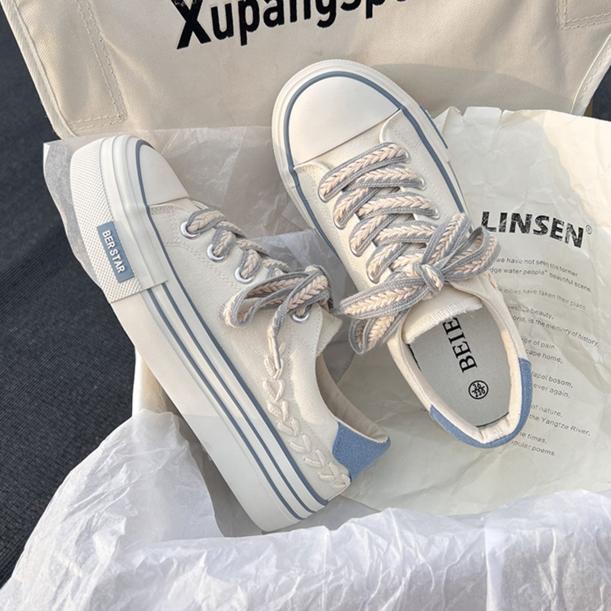 Canvas shoes, women's design sense shoes, small white shoes, thick soled board shoes
