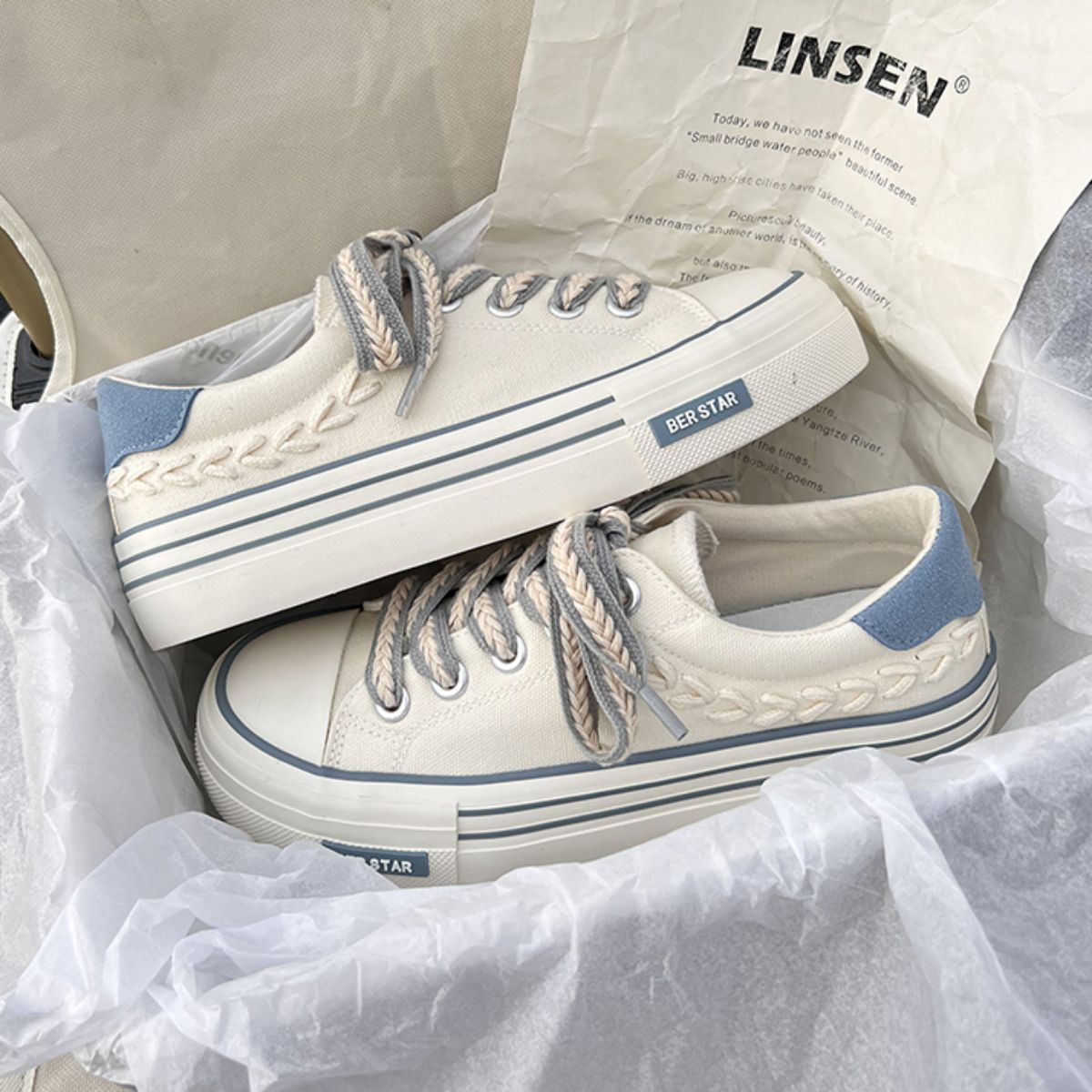 Canvas shoes, women's design sense shoes, small white shoes, thick soled board shoes