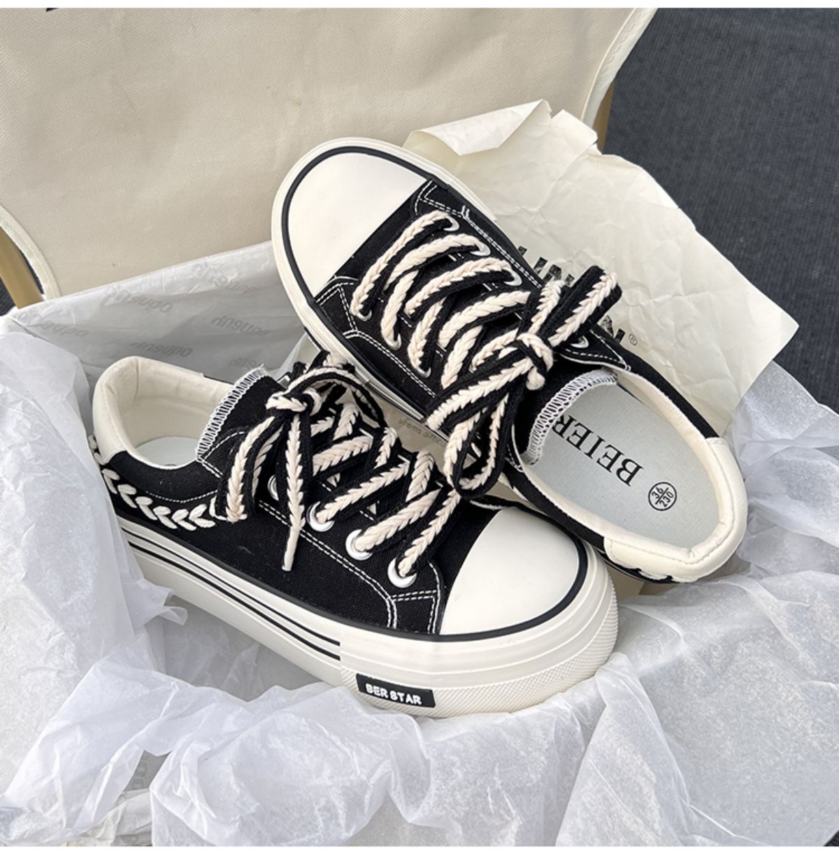 Canvas shoes, women's cookies, thick soled small white shoes, casual low top board shoes