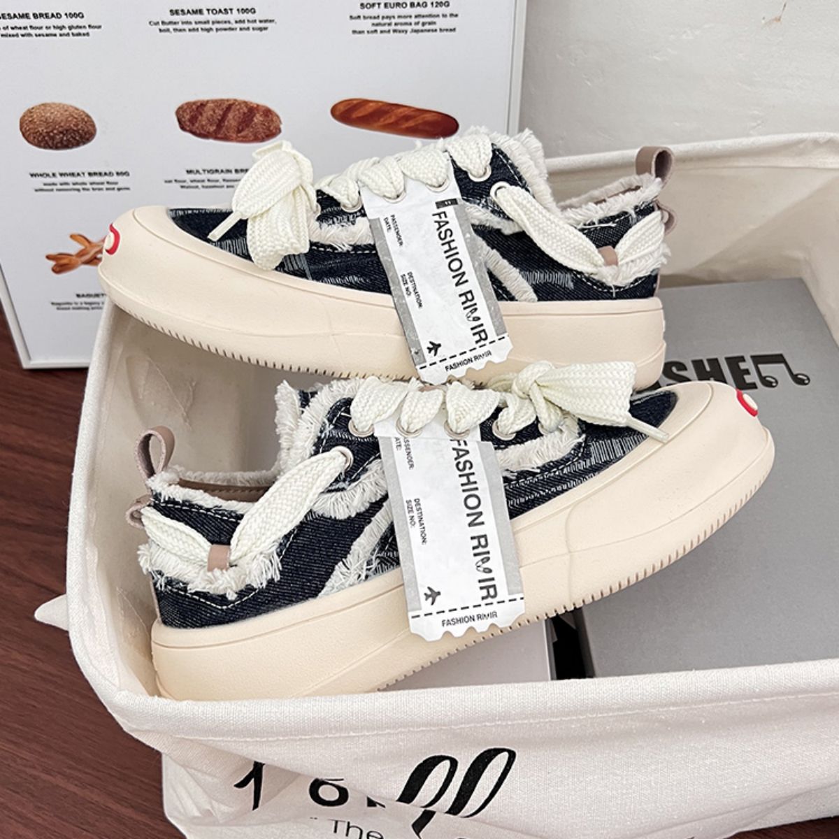 Canvas shoe board shoes, thick soled breathable casual shoes