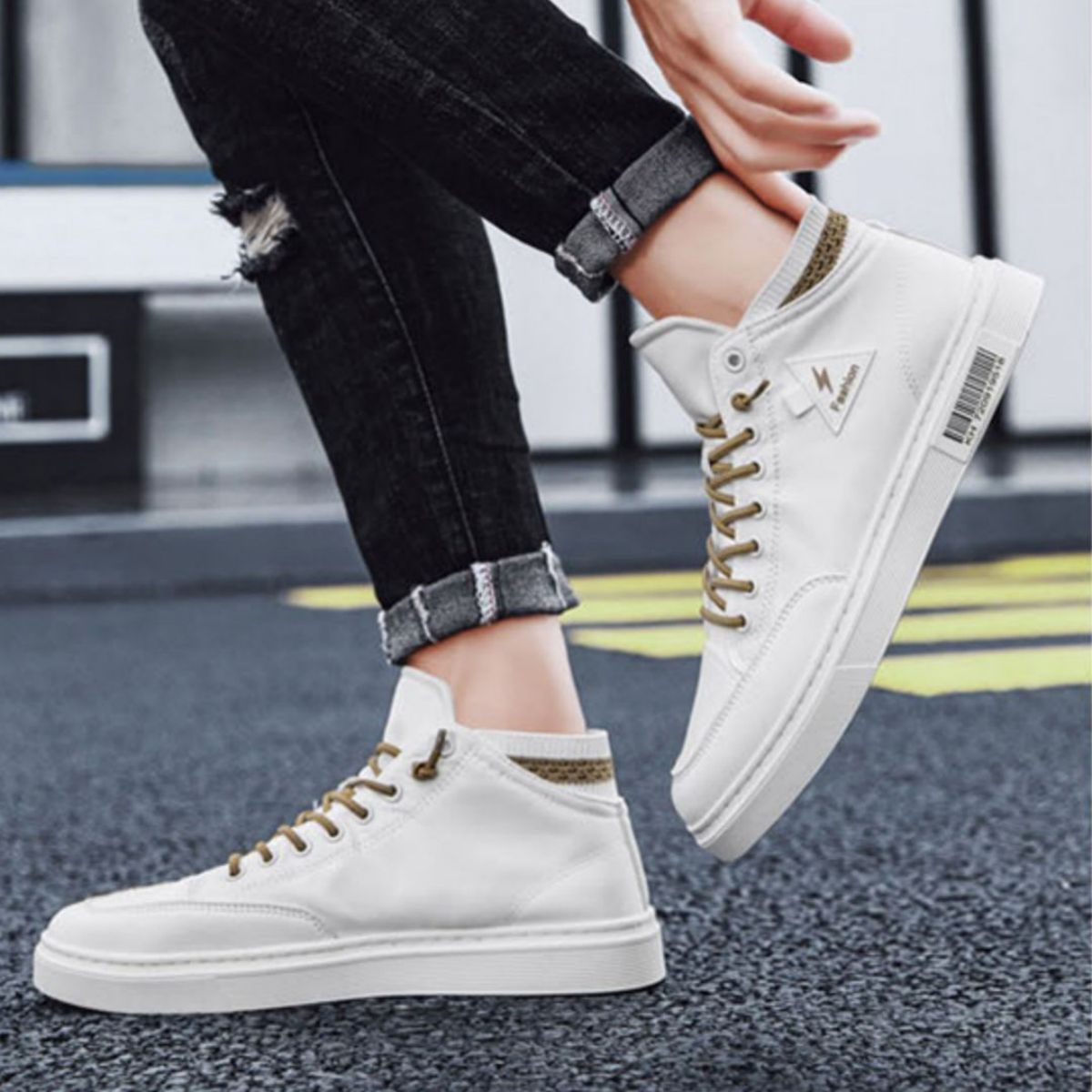 High-top Canvas Sneakers - Casual White Shoes