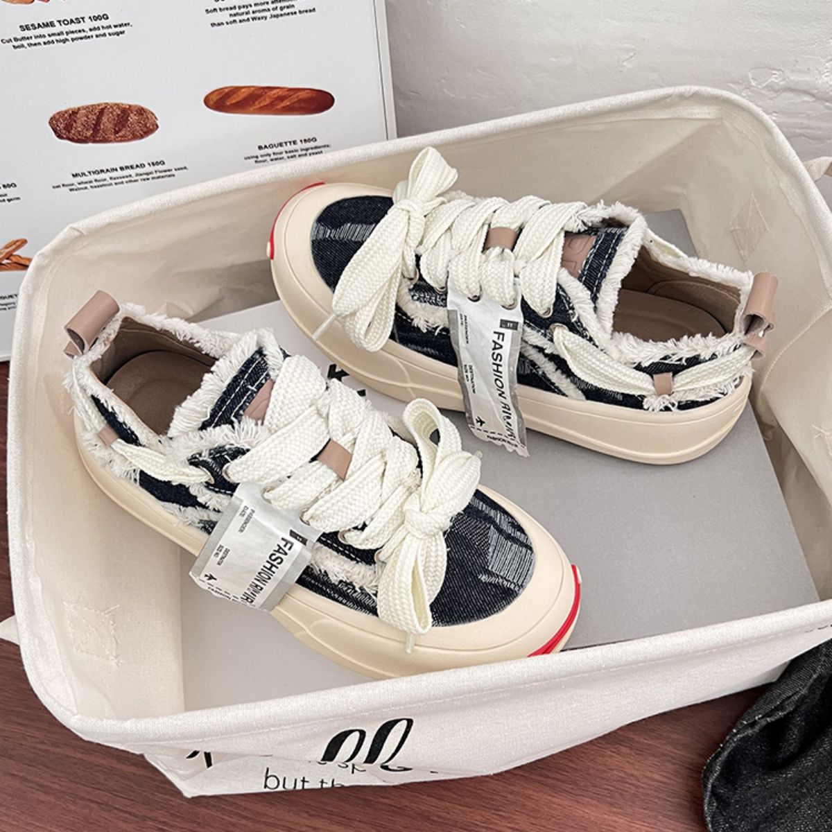 Canvas shoe board shoes, thick soled breathable casual shoes