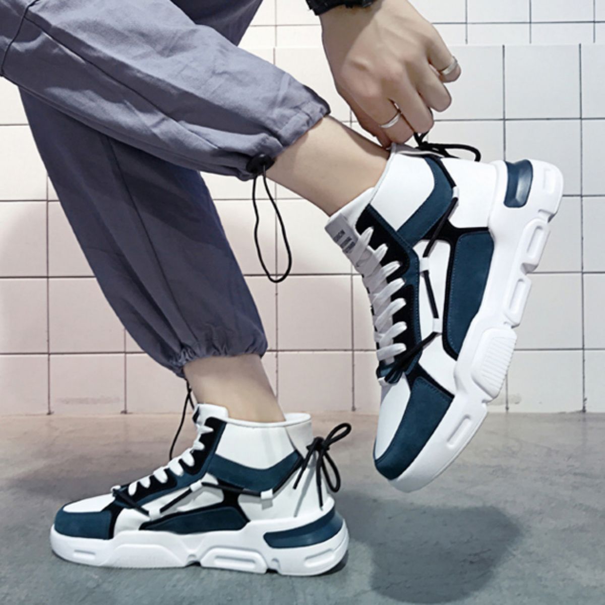 Trendy High-Top Skate Shoes - Versatile and Casual-blue