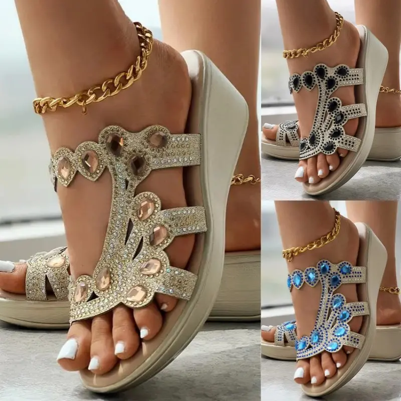 2024 Sandálias coloridas da moda de verão com sola grossa cor de diamante