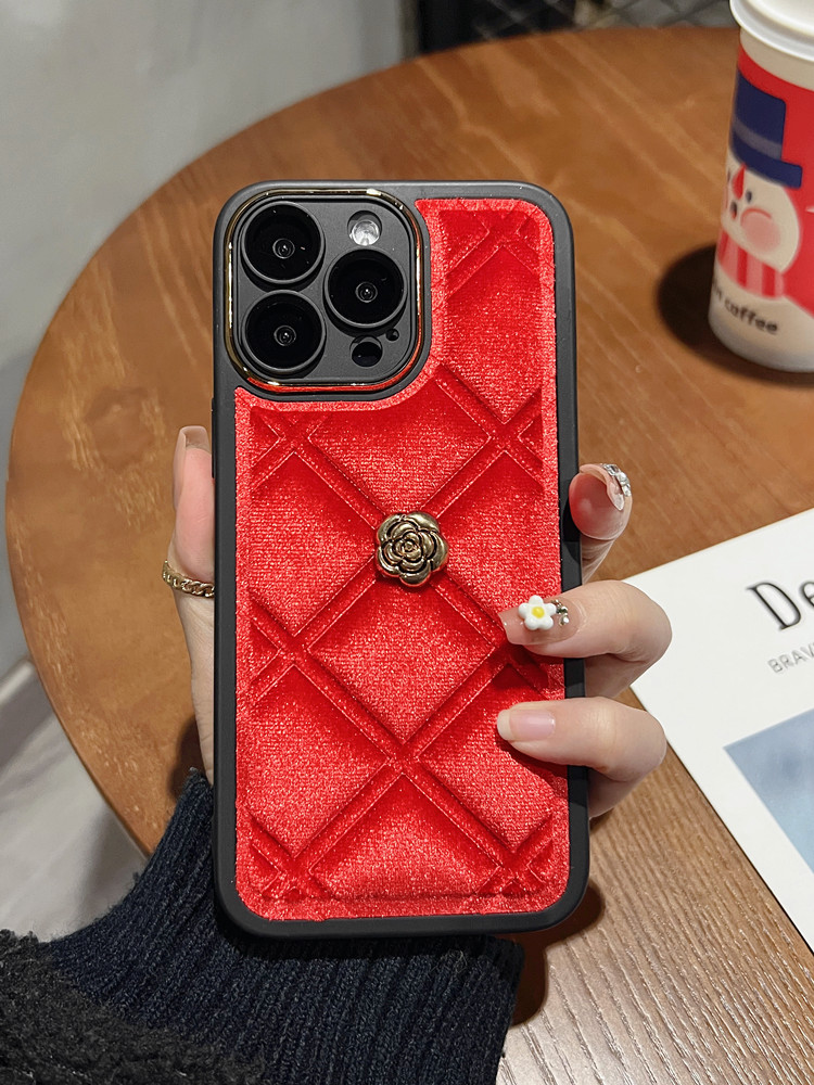 Rhombus Plush Camellia Case