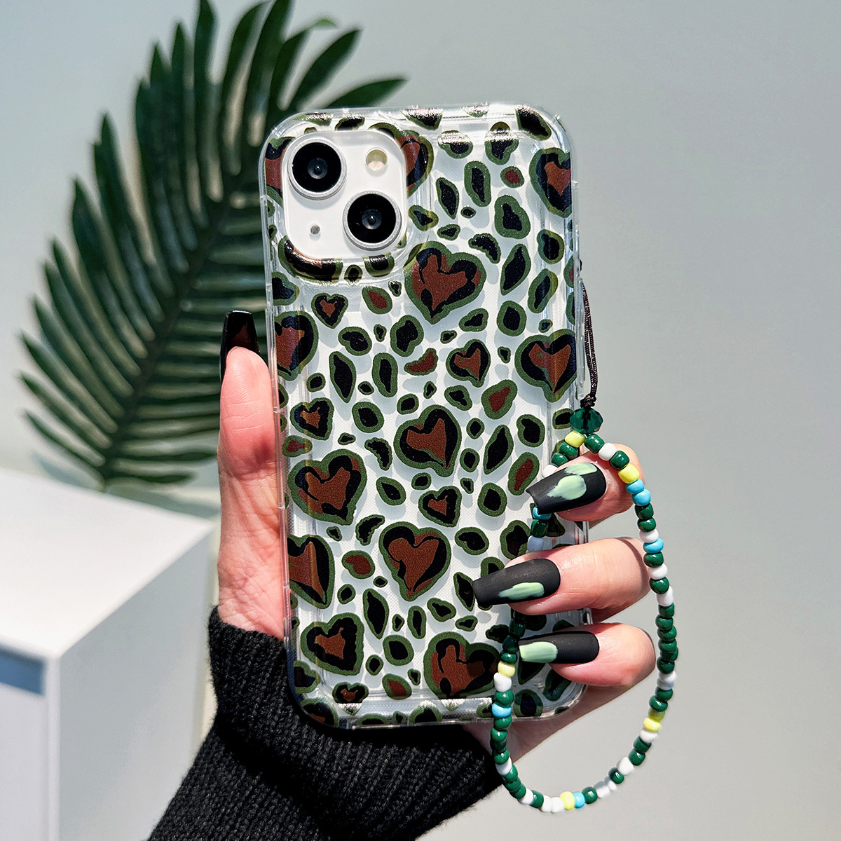 Leopard Print Love Hand Chain Case