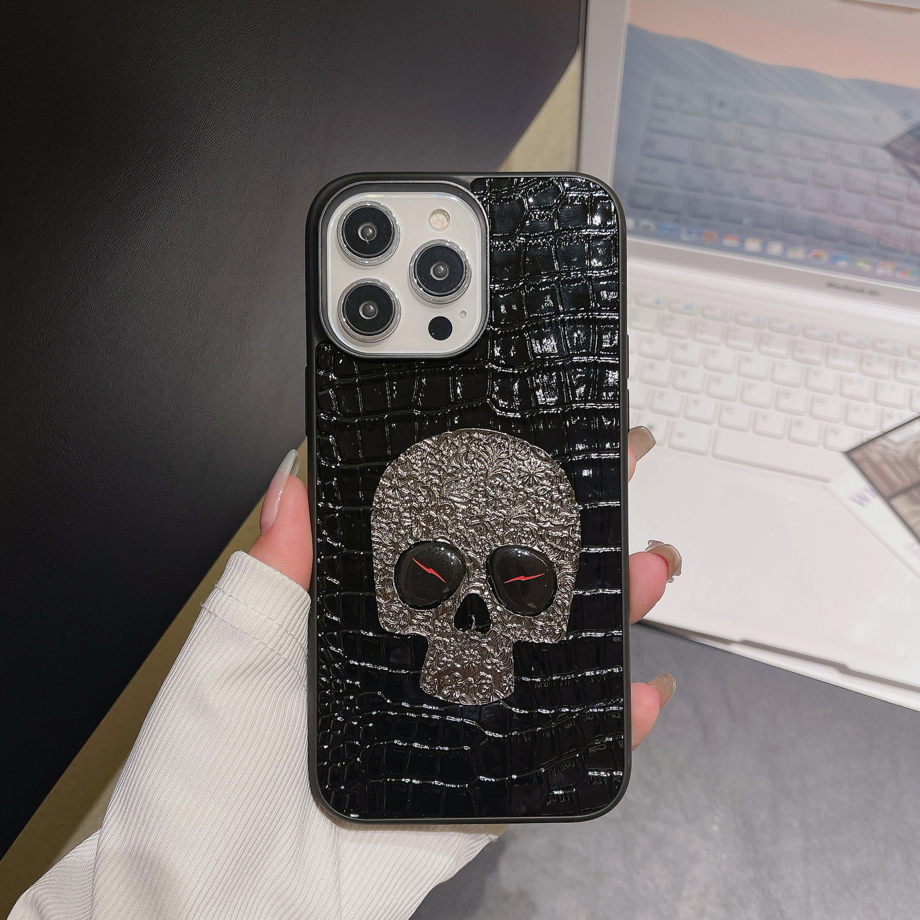 Electroplating Skull Case