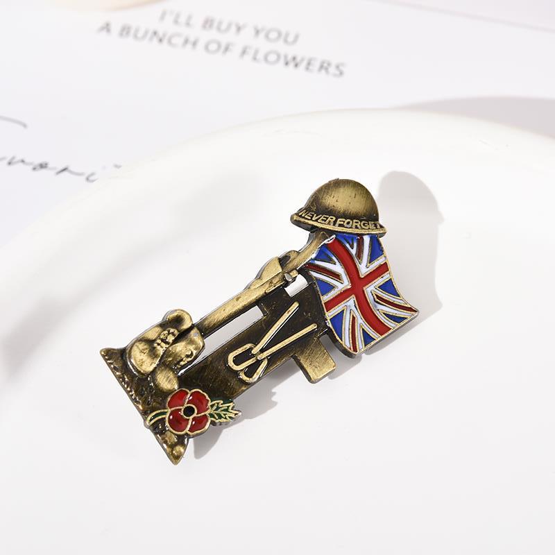 Lest We Forget British Soldier Brooch
