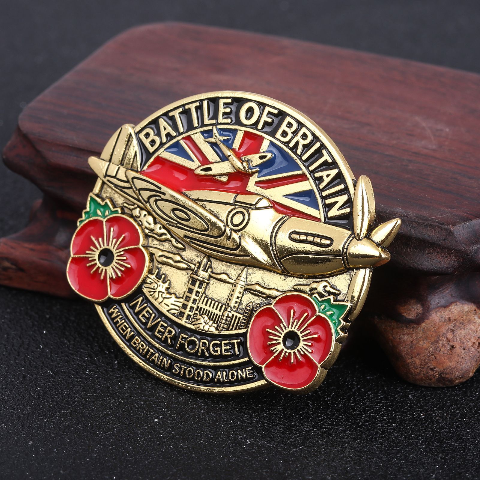 Lest We Forget Battle of Britain Brooch