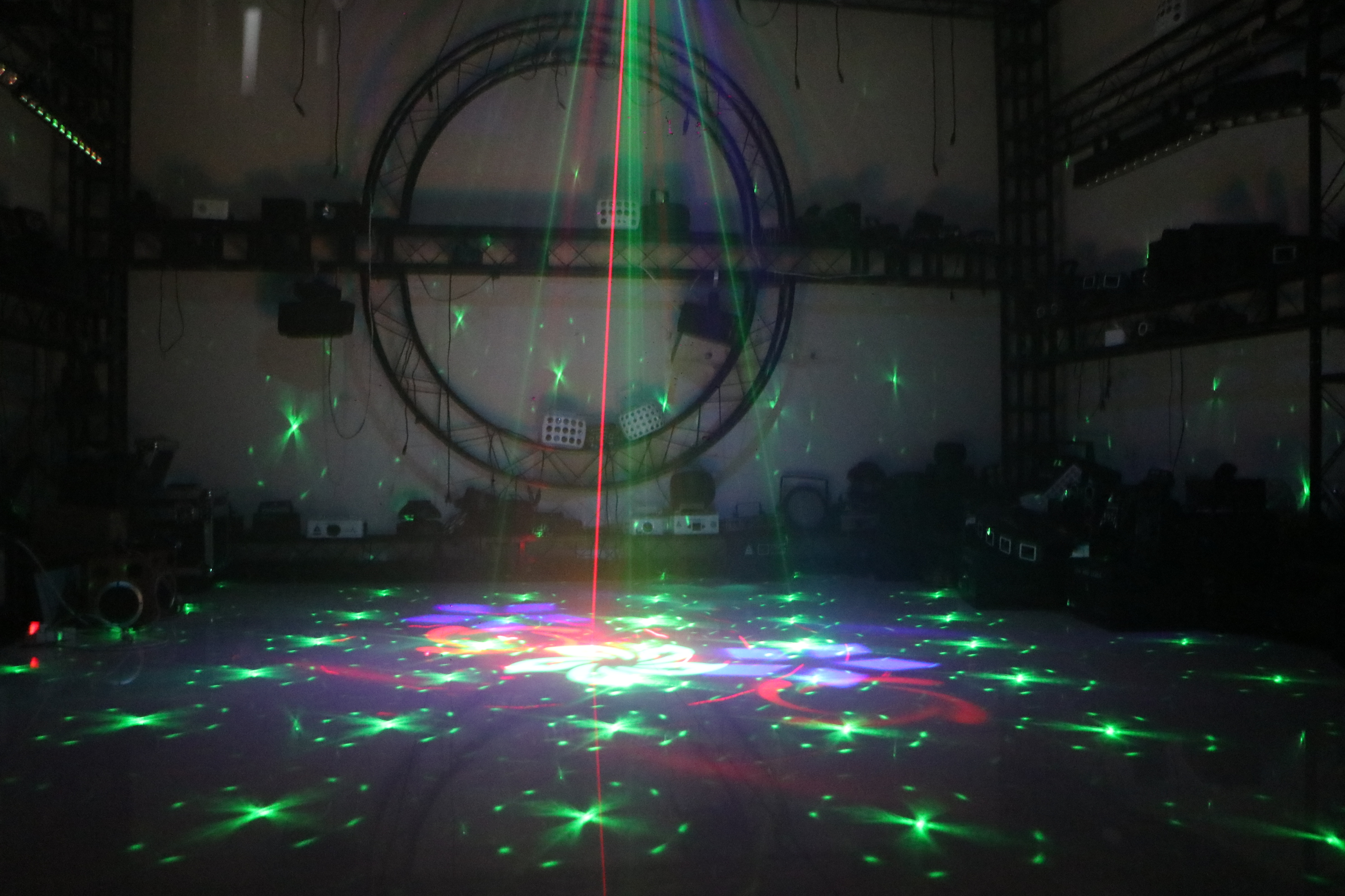 Pattern laser 2 in 1 Laser & LED Pattern DJ Light - Dynamic Lighting for Bars, Parties & Events!