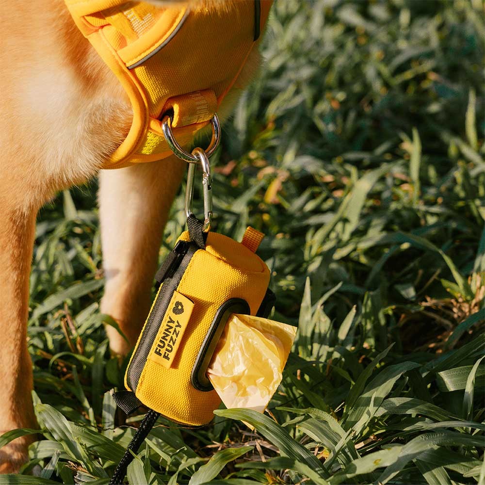 FUNNYFUZZY Waterproof Leash Attachable Poop Bag Dispenser - Flexi Walk