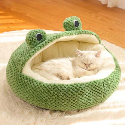 Adorable Frog Shape Wrapped Pet Bed Cat Cave