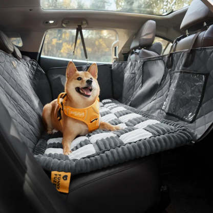Cosy Plaid Non-Slip Dog Bed Mat for Car Seat Extender