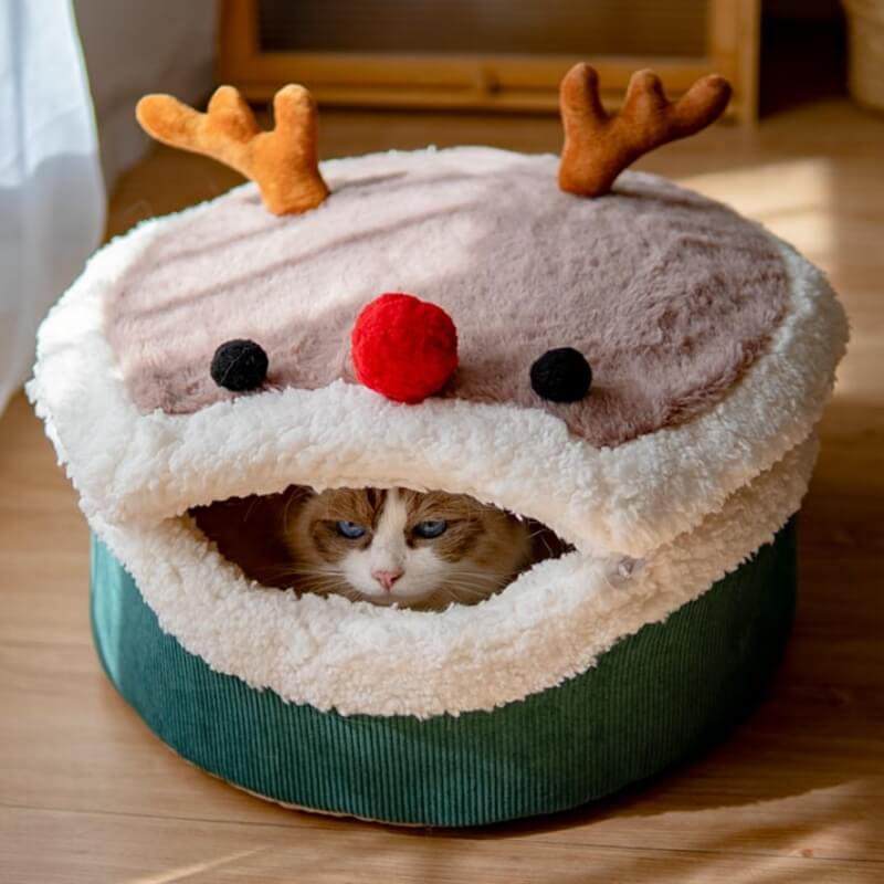 Christmas Elk Enclosed Plush Cat Cave