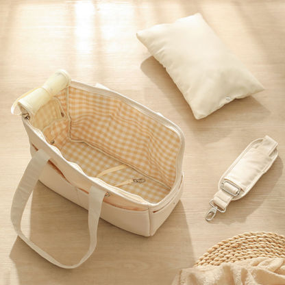 Stylish Plaid Travel-Friendly Dog & Cat Carrier Bag