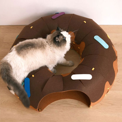 Donut-Shaped Felt Play Tunnel for Cats – Fun and Cosy Cat Tunnel