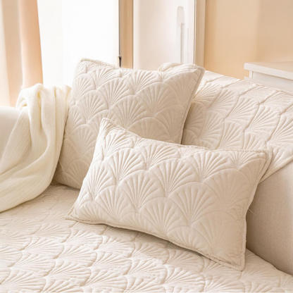 Elegant Shell Pattern Flannel Scratch-Resistant Sofa Cover