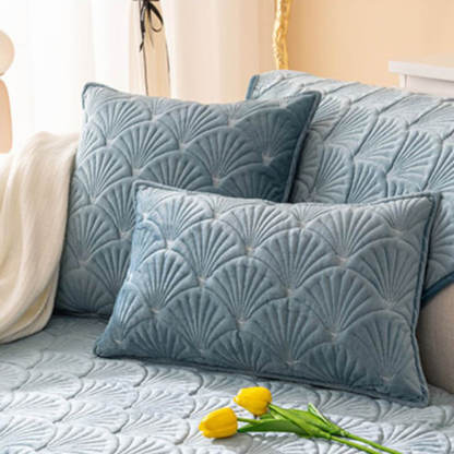 Elegant Shell Pattern Flannel Scratch-Resistant Sofa Cover