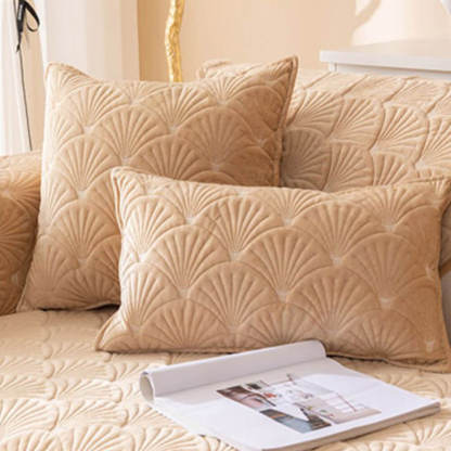 Elegant Shell Pattern Flannel Scratch-Resistant Sofa Cover