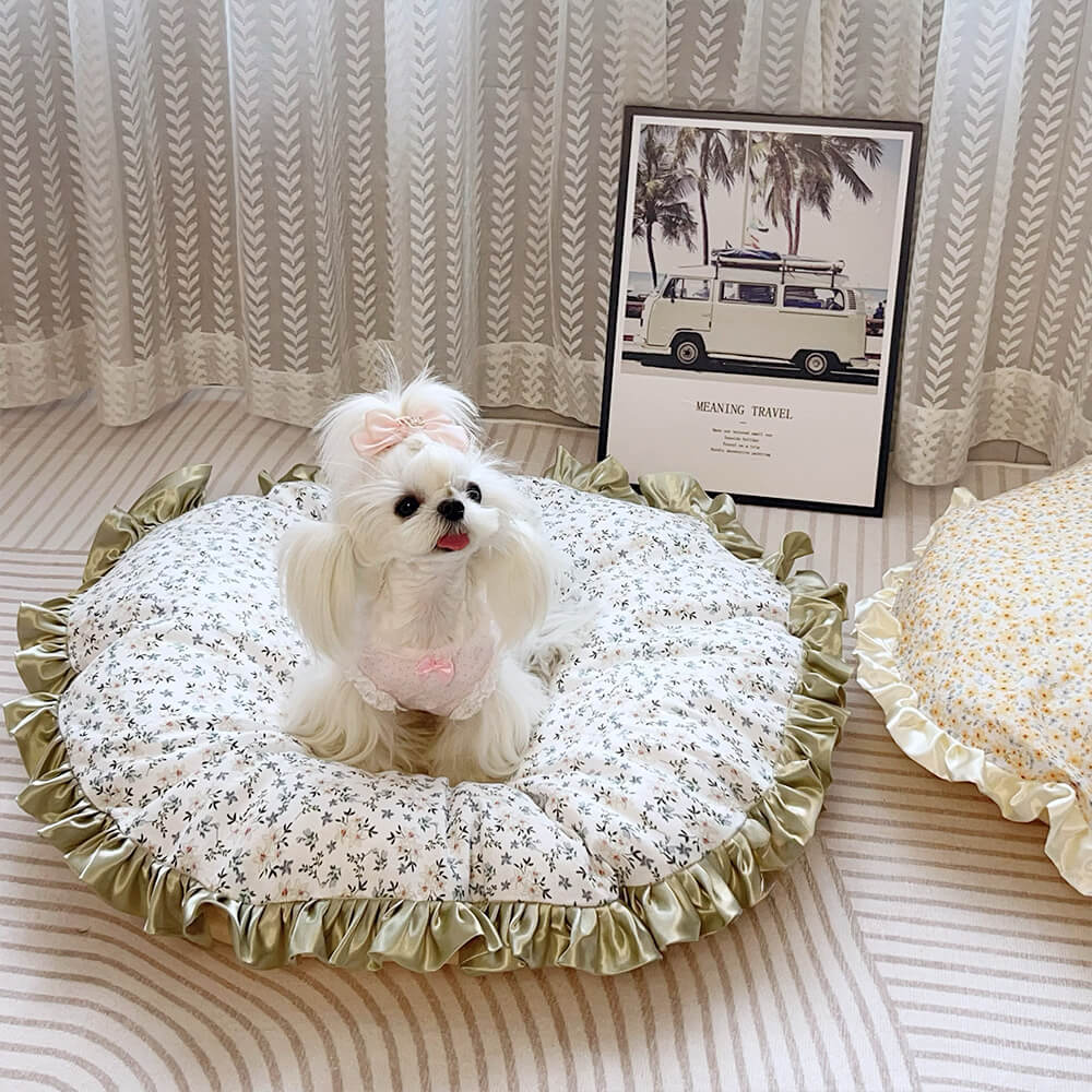 Floral Ruffled All-season Cosy Washable Round Dog Bed