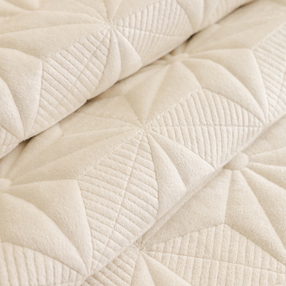 Luxury Crystal Velvet Scratch-Resistant Soft Protective Sofa Cover