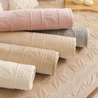 Luxury Crystal Velvet Scratch-Resistant Soft Protective Sofa Cover