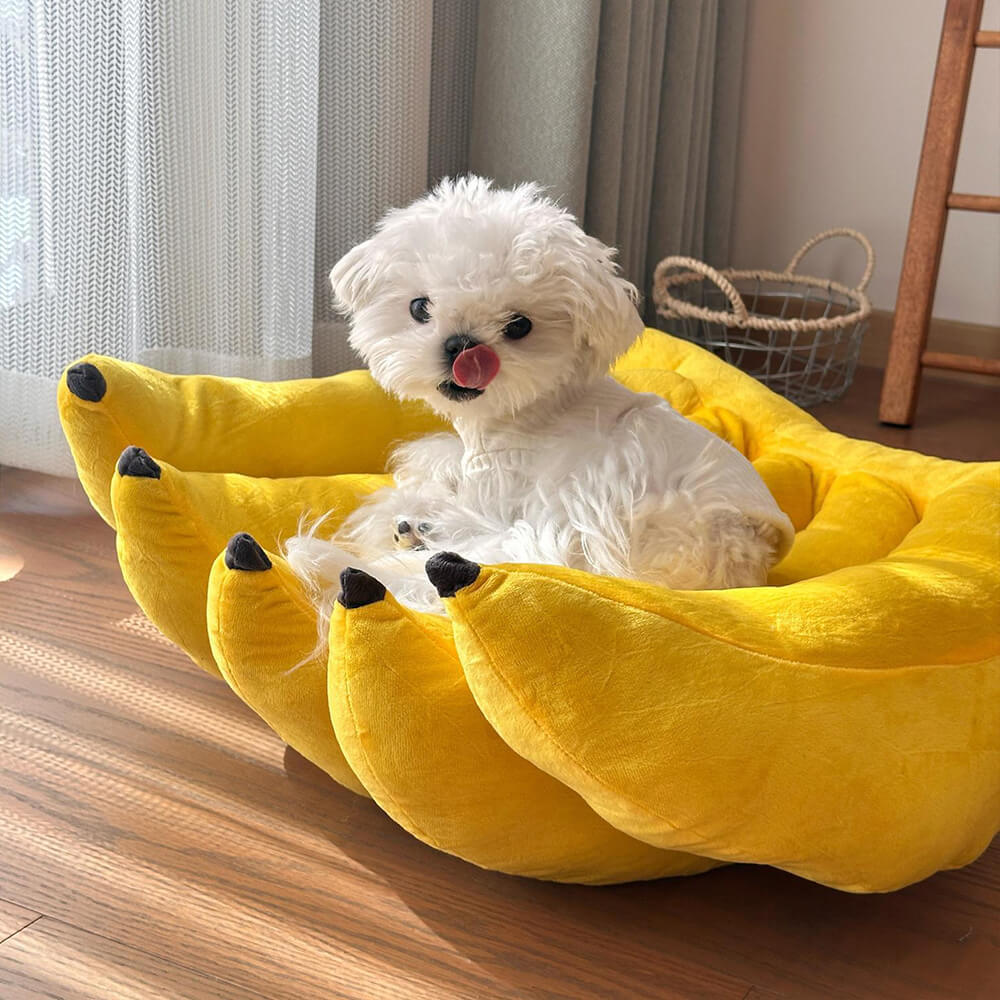 Soft and Adorable Pet Nest Banana Dog Bed