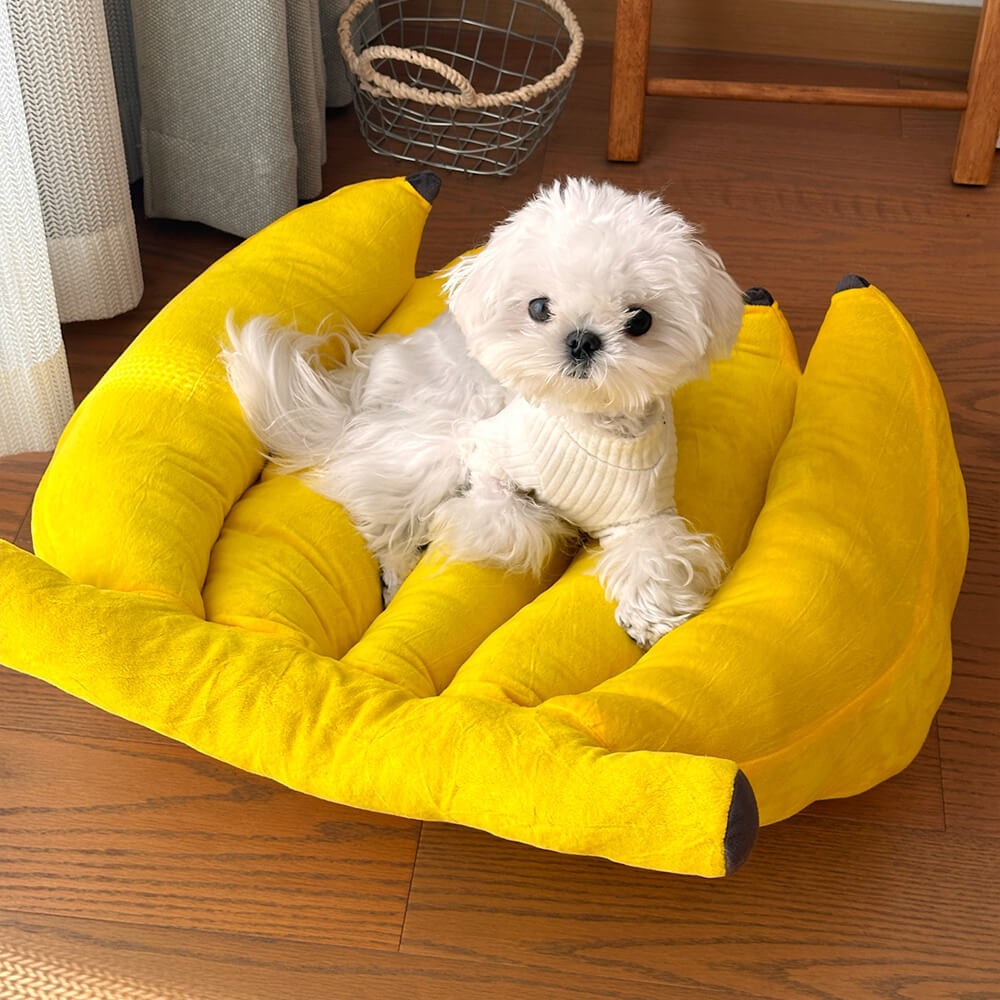 Soft and Adorable Pet Nest Banana Dog Bed